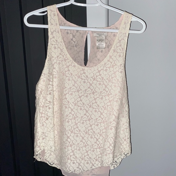 Aritzia Tanks Size X Small - Picture 2 of 7